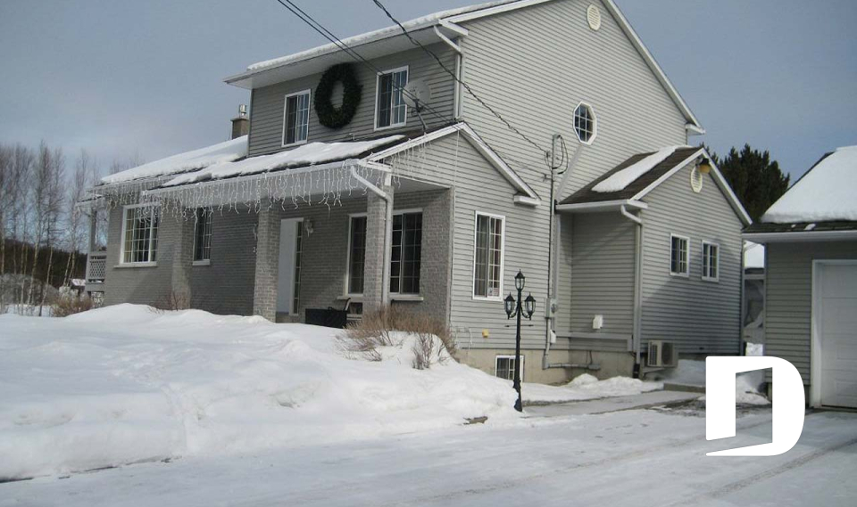 Rénovation 5818 - Avant