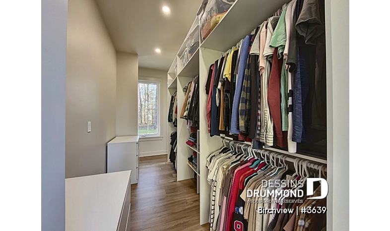 Photo Walk-in - Birchview