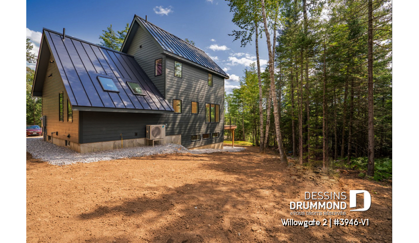 Photo Vue arrière du plan de maison unifamiliale 3946-V1 Photo Vue arrière - Willowgate 2