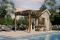 Vue avant - MODÈLE DE BASE - Pavillon de piscine style européen 10' x 8' avec bar extérieur, pergola, lavabo et salle de toilette - Positano