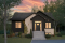 Vue avant - MODÈLE DE BASE - Maison farmhouse avec superbe suite principale au RDC, aménagement pensé pour familles avec ados - Cedar Grove 2
