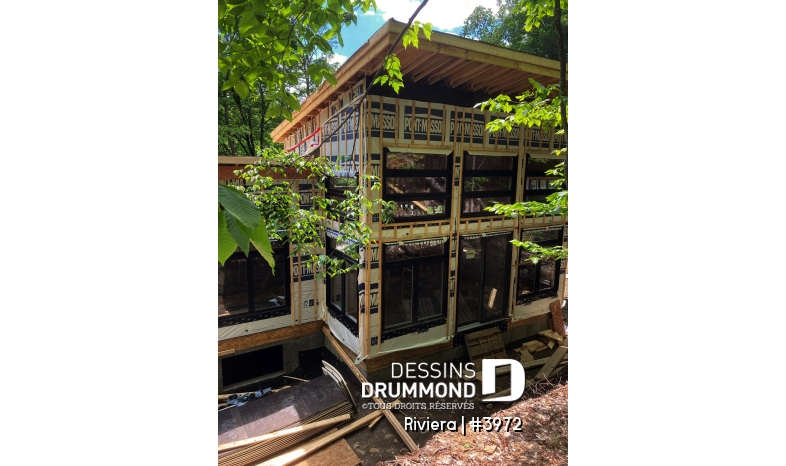 Photo Vue arrière - Riviera