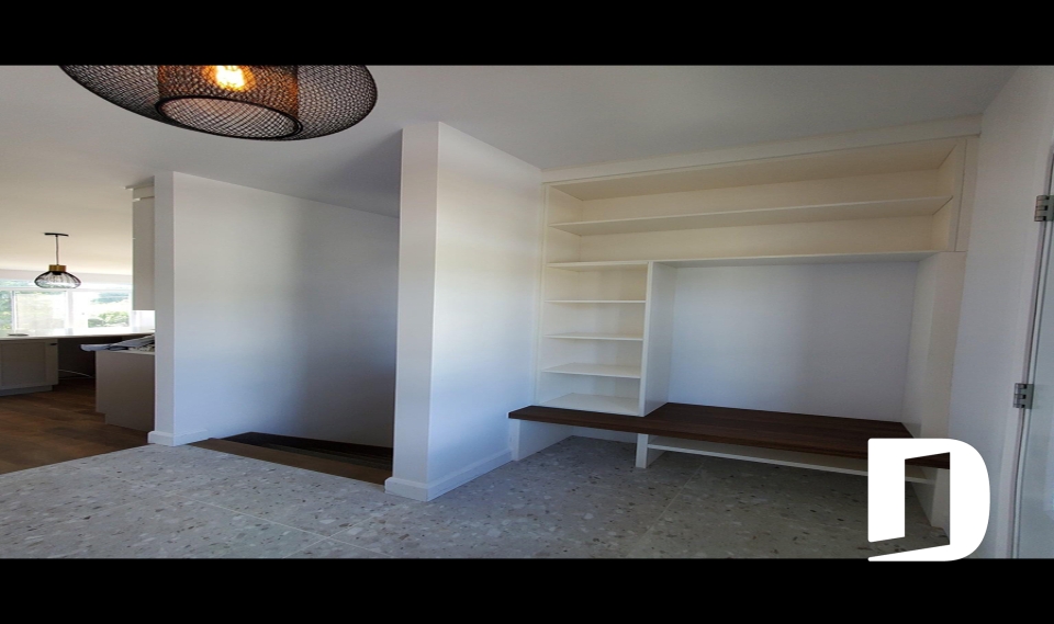 Photo Entrée ou vestibule - Chai 3