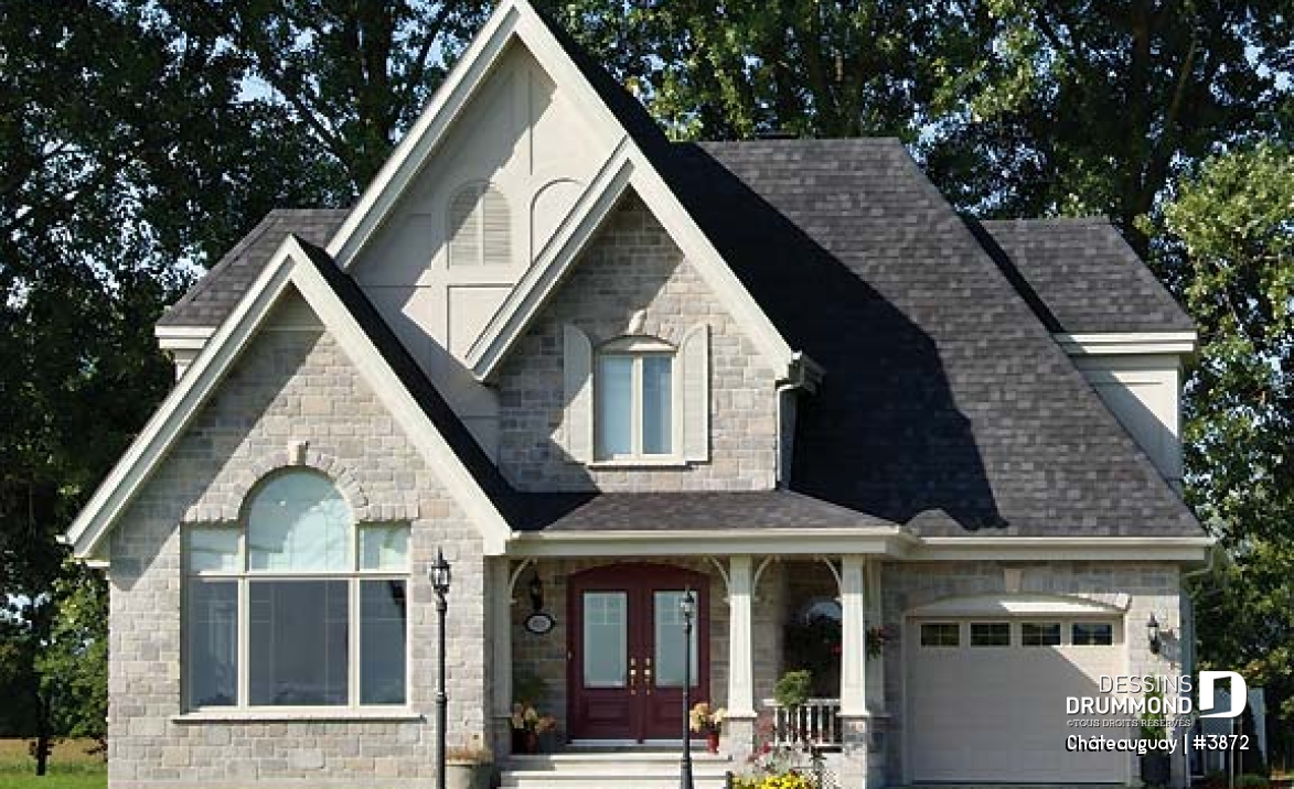 Vue avant - MODÈLE DE BASE - Maison de style manoir pour mobilité réduite avec ascenceur, 3 chambres, garage - Châteauguay