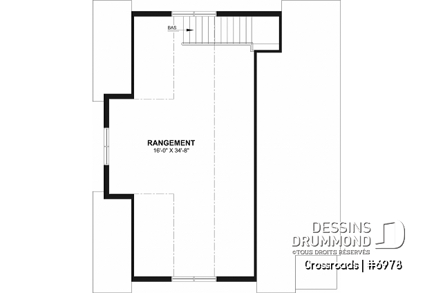 Étage - Plan de garage double style farmhouse avec balcon couvert, vaste rangement à l'étage, et salle d'eau prévue. - Crossroads