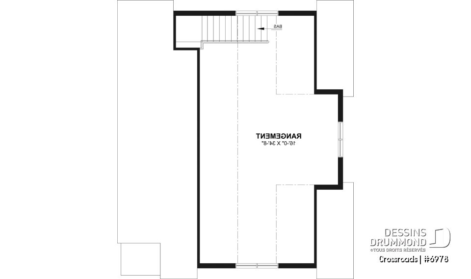 Étage - Plan de garage double style farmhouse avec balcon couvert, vaste rangement à l'étage, et salle d'eau prévue. - Crossroads