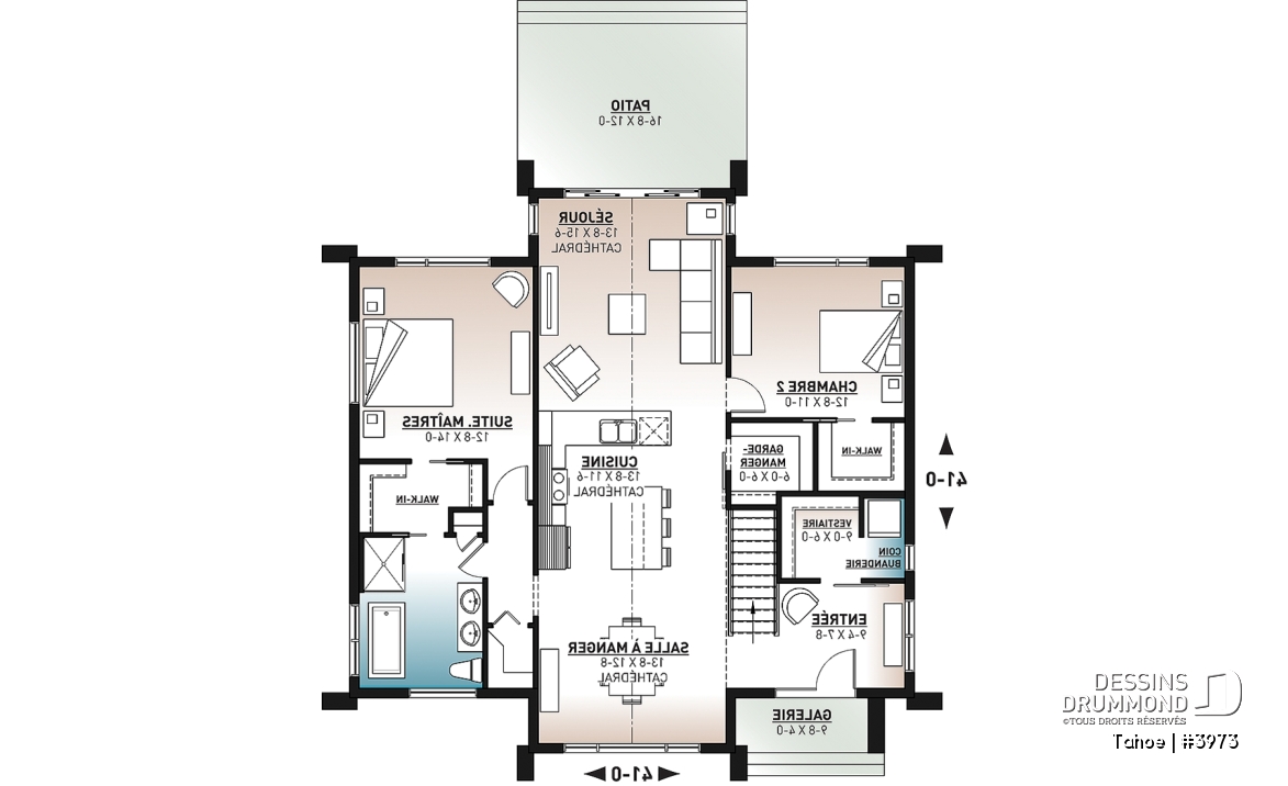 Rez-de-chaussée - Plan maison / chalet scandinave, cathédral, 2 chambres, immense cuisine, garde-manger et vue sur l'arrière - Tahoe