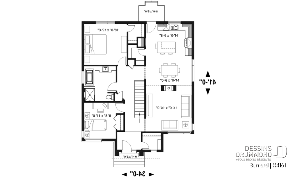 Rez-de-chaussée - Modèle de maison plain-pied avec foyer central, grande îlot à la cuisine et 2 chambres. - Bernard