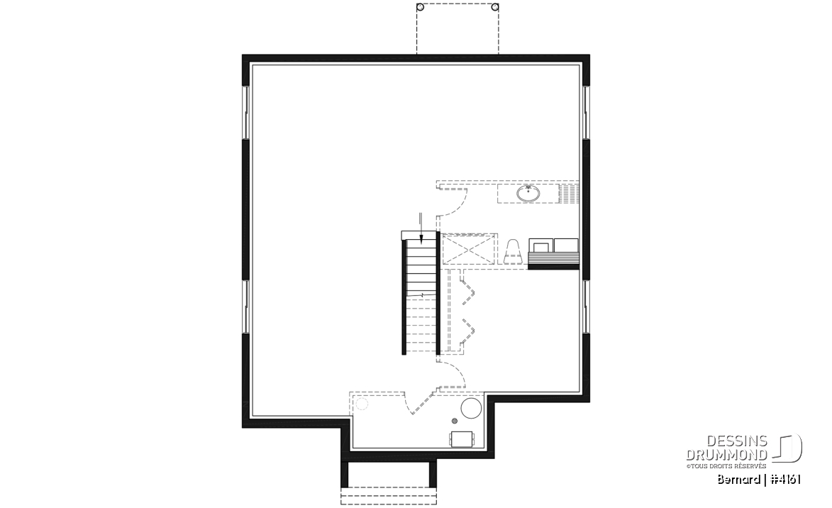 Sous-sol - Modèle de maison plain-pied avec foyer central, grande îlot à la cuisine et 2 chambres. - Bernard
